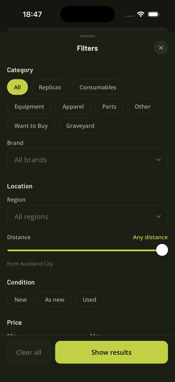 The Market filters panel in the TradeSoft app, with category, brand, region, distance, condition and price filters